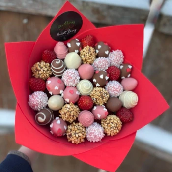 Букет из клубники в шокол